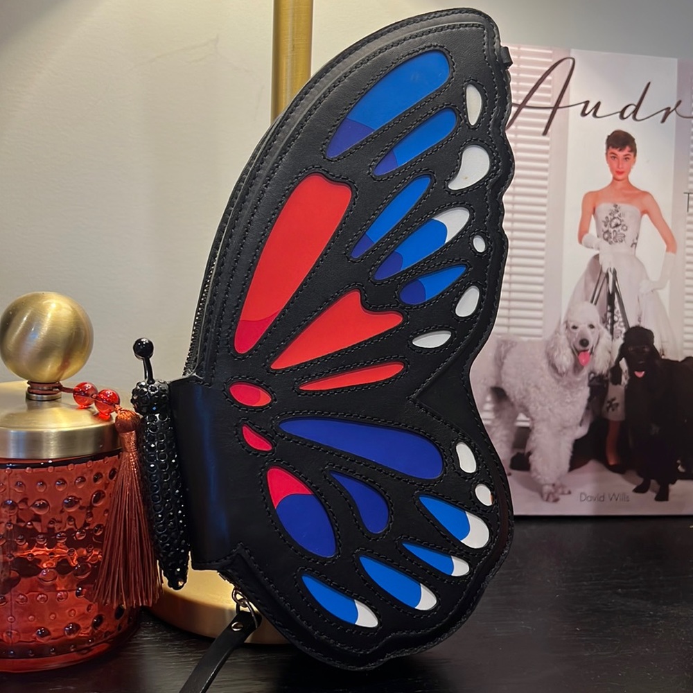 KATE SPADE NEW YORK WING IT LEATHER AND RHINESTONE BUTTERFLY CLUTCH, EUC